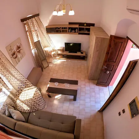 Armonia House *