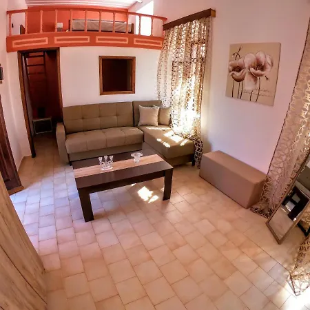 Armonia House Hébergement de vacances *